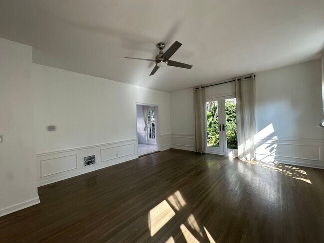 Building Photo - 1407 Laurel Ave