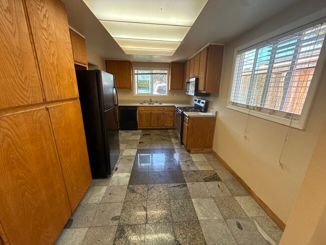 Building Photo - 5422 Lake Murray Blvd