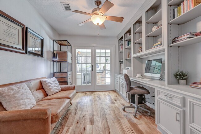 Building Photo - 9527 Enstone Cir