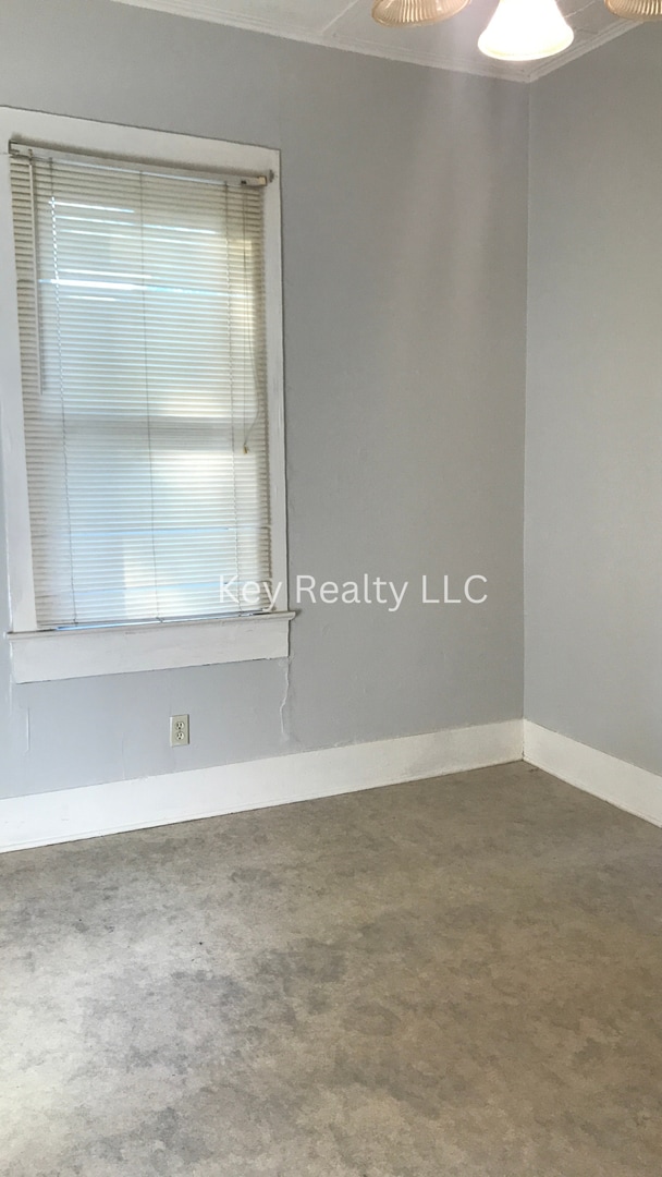 Building Photo - ****1018 South St., Alexandria