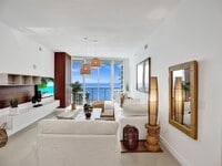 Building Photo - 15901 Collins Ave