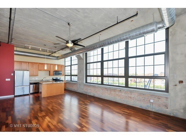 Building Photo - 3963 W Belmont Ave