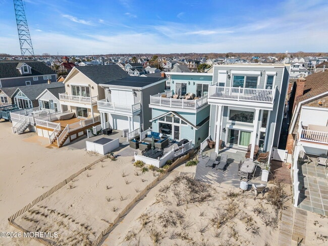 Building Photo - 55 Beach Front