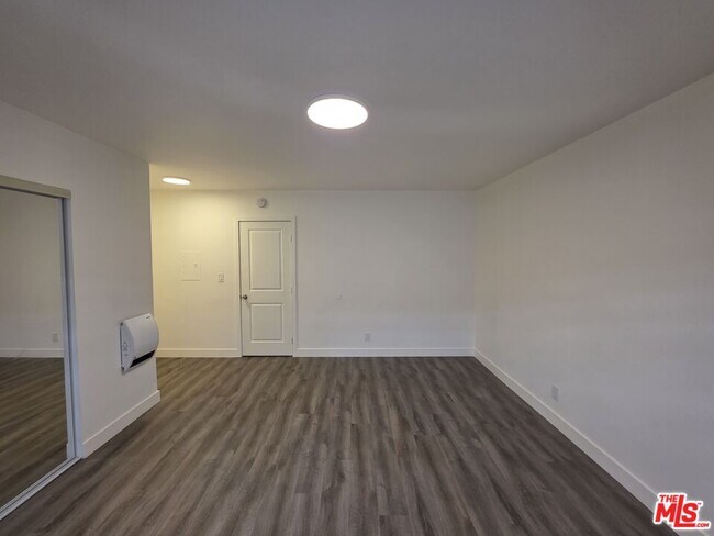 Building Photo - 1625 Franklin St