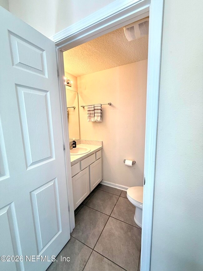 Building Photo - 845 Observatory Pkwy