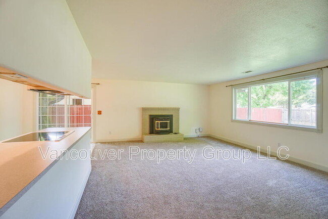 Building Photo - 7104 Louisiana Dr