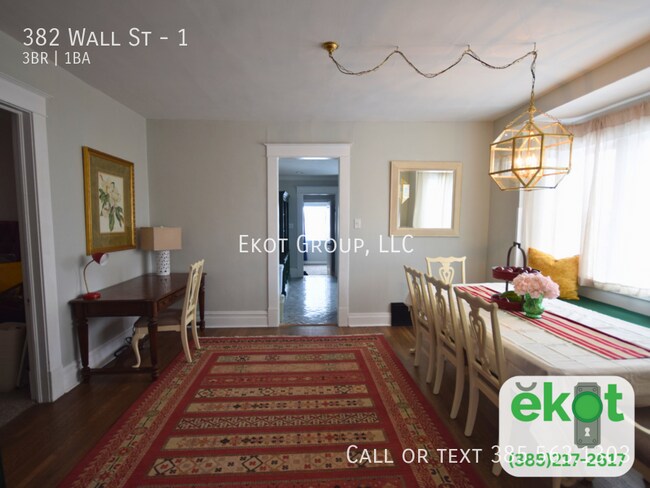 Building Photo - 382 Wall St