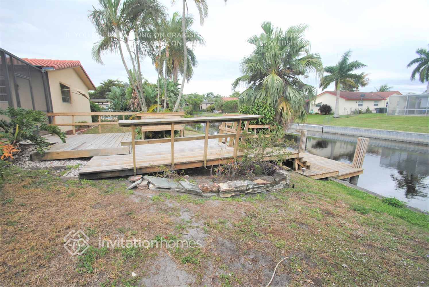 Building Photo - 291 NW 42nd Ave