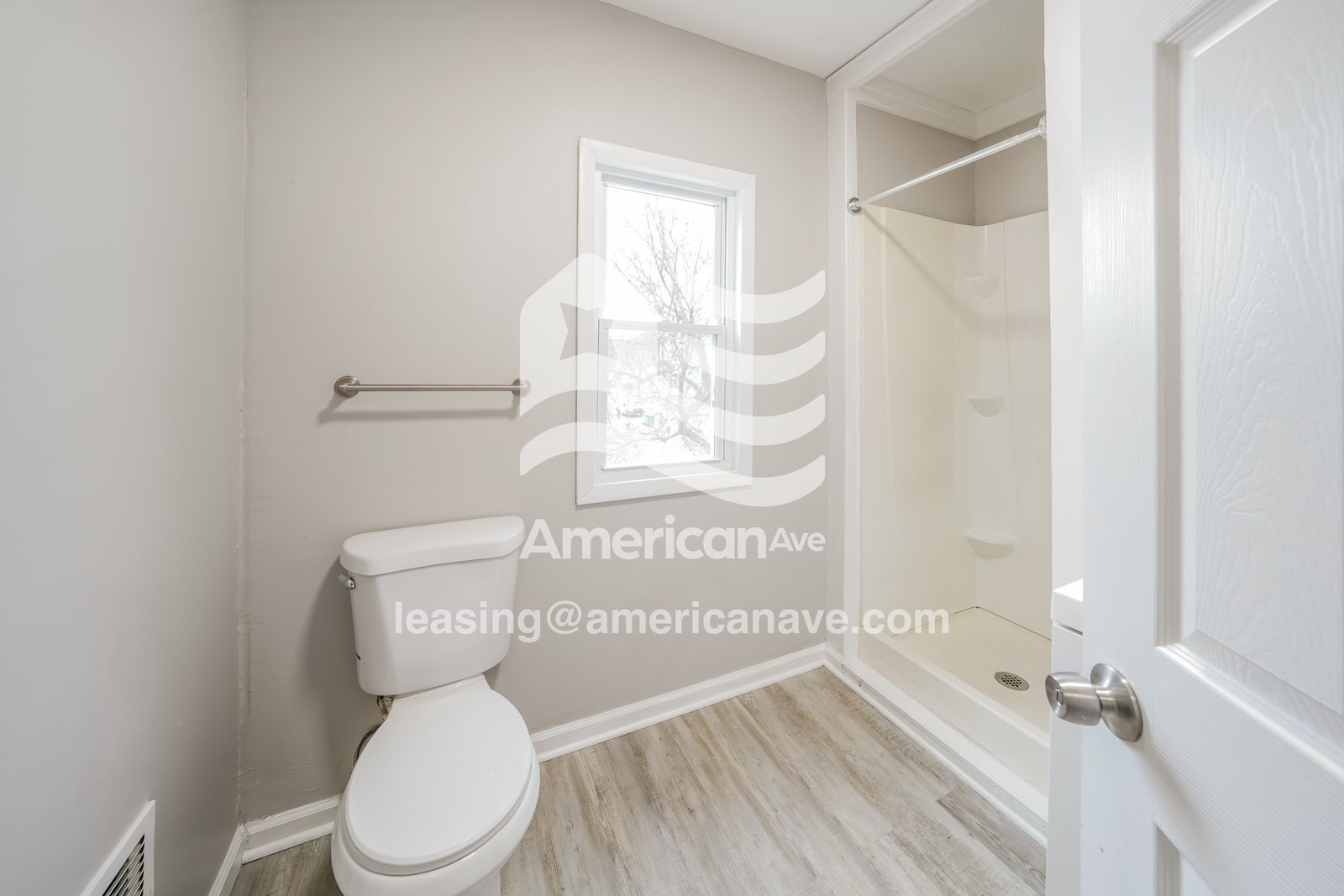 Building Photo - 593 Emerson St