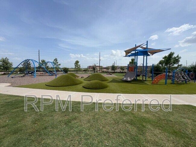 Building Photo - 2829 Shimmer Edge Dr