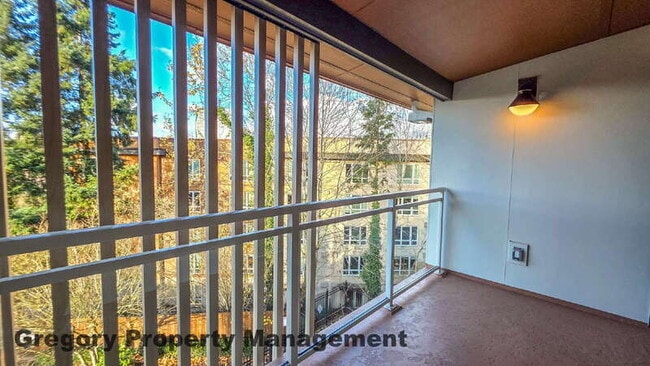 Building Photo - 130 105th Ave SE