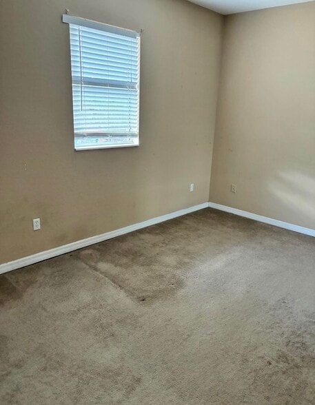 Building Photo - 2102 Oak Chace Ct