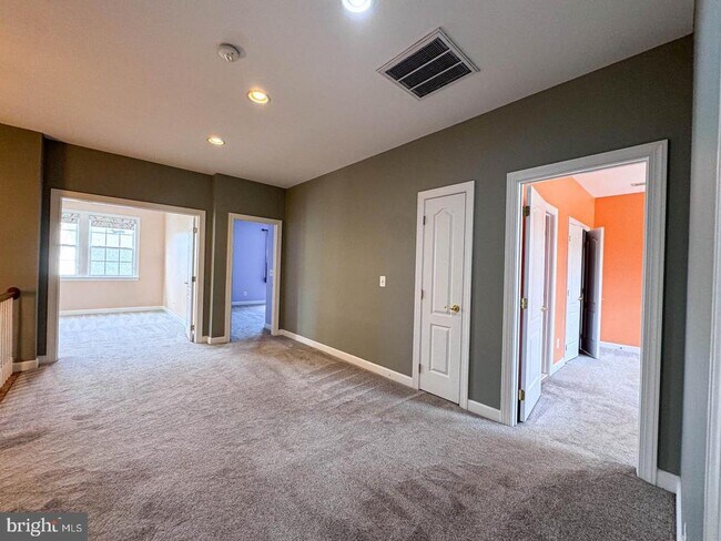 Building Photo - 22827 Oakgrove Rd