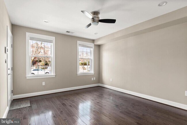 Building Photo - 2215 40th St NW