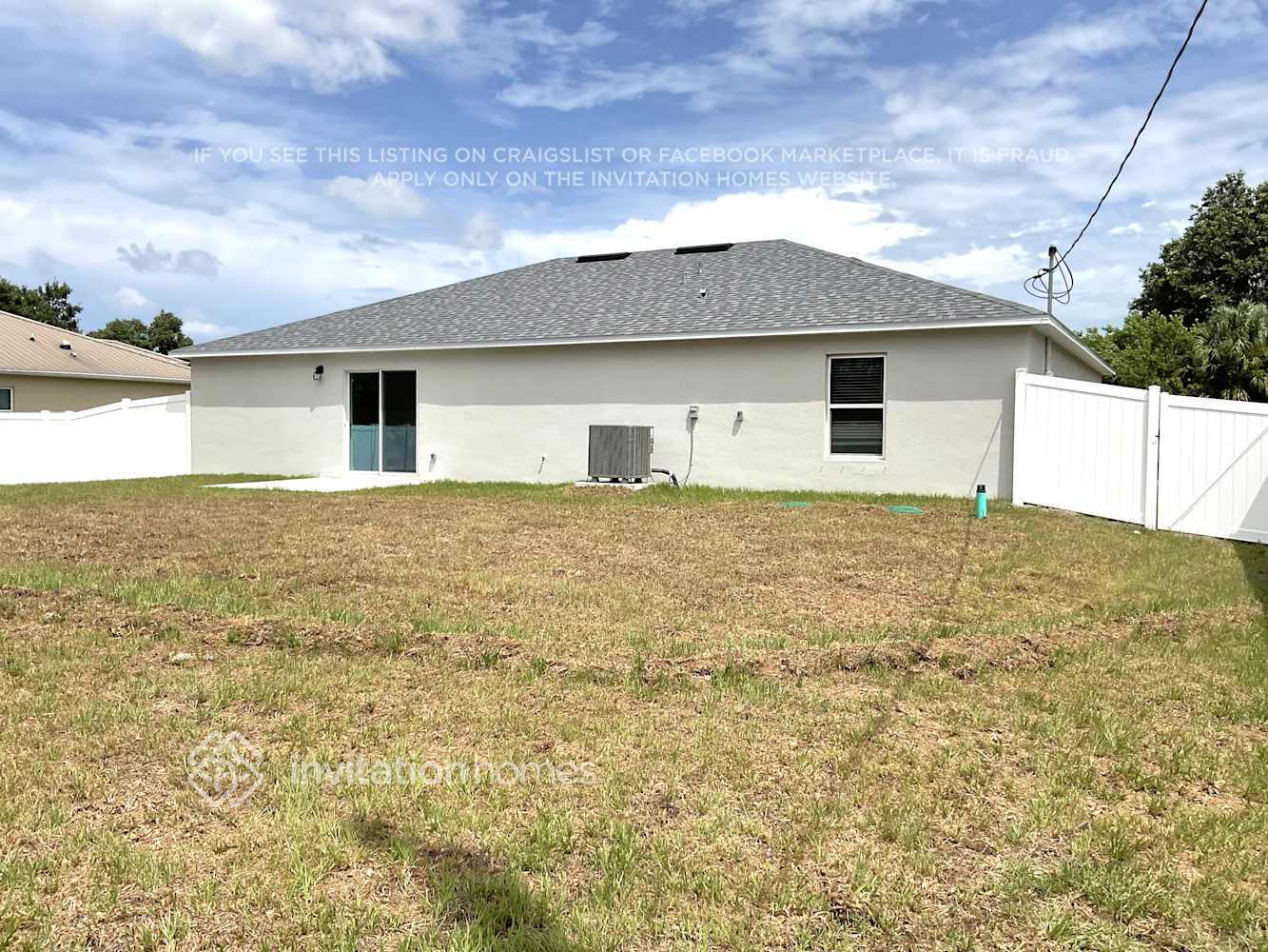 Building Photo - 2858 Digby Rd SE
