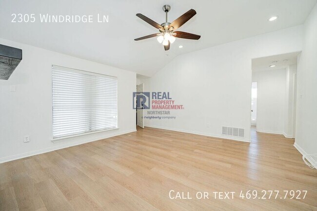 Building Photo - 2305 Windridge Ln