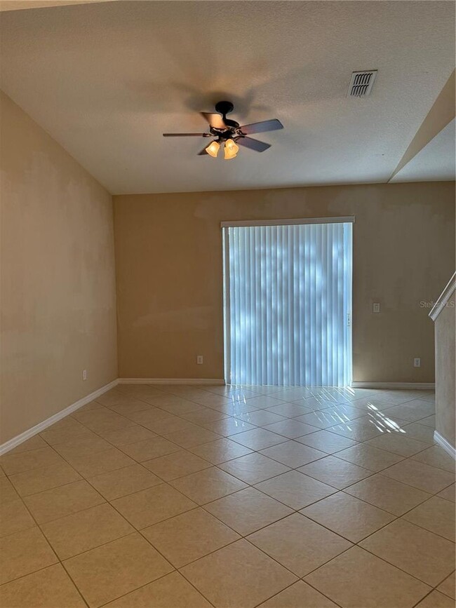 Building Photo - Beautiful Townhome for Rent