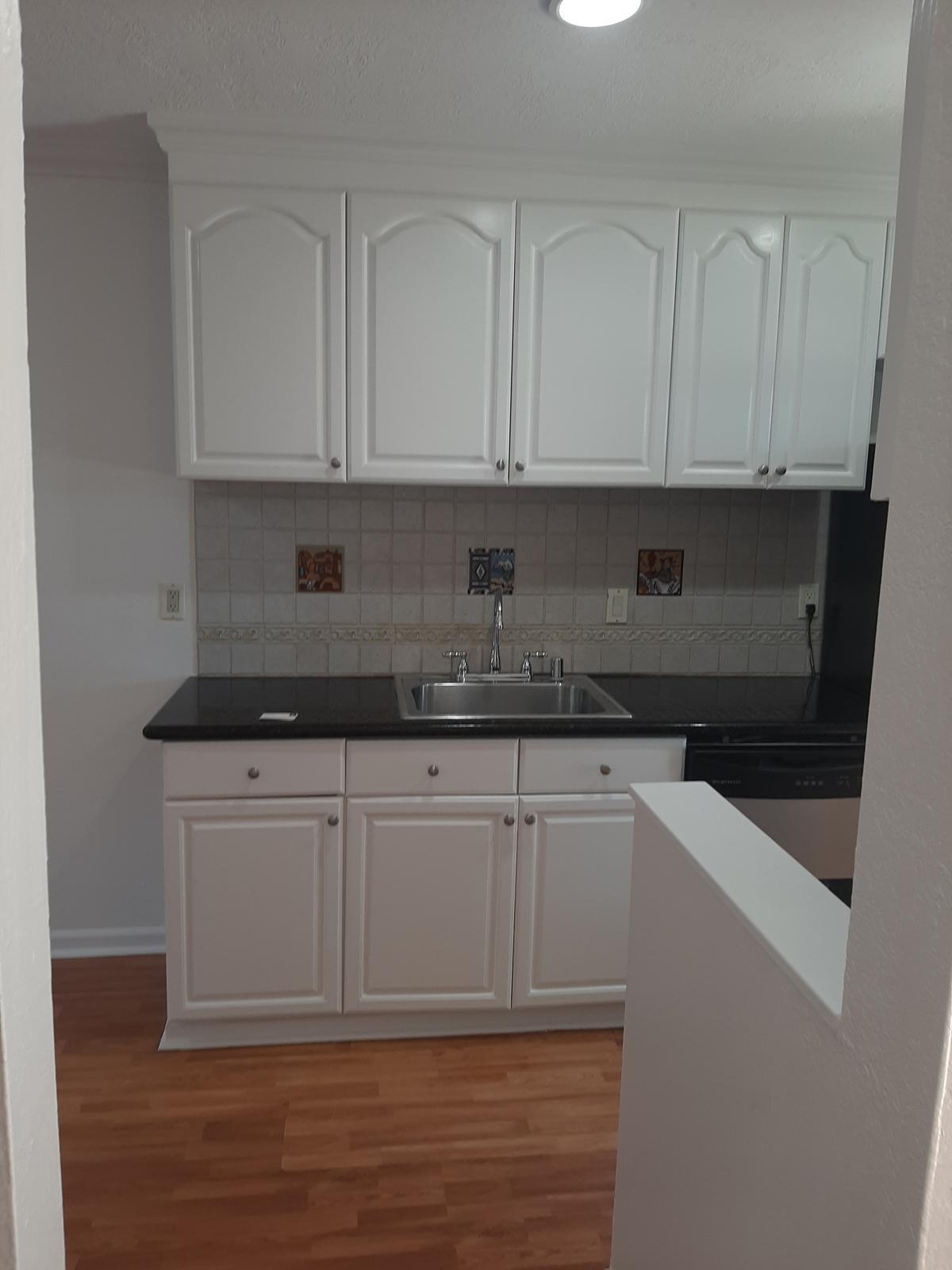 Building Photo - 1009 Murrieta Blvd