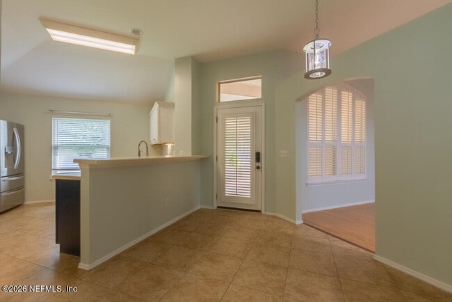 Building Photo - 13966 Sandhill Crane Dr S