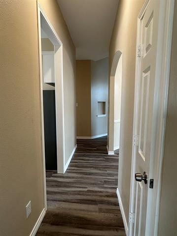 Building Photo - 2513 Plentywood Dr