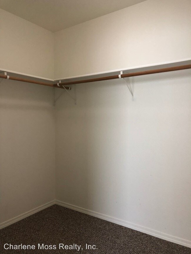 Building Photo - 13940 E Jersey Loop