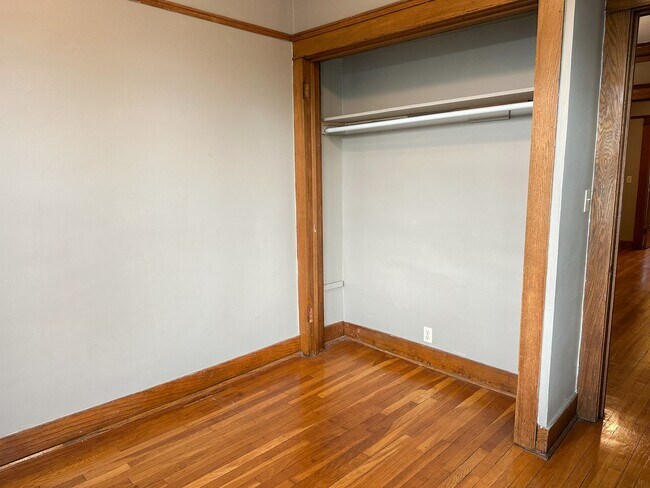 Building Photo - 1 bed, 1 bath