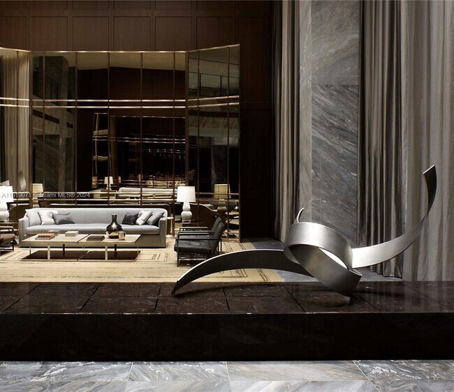 Building Photo - 2711 S Ocean Dr