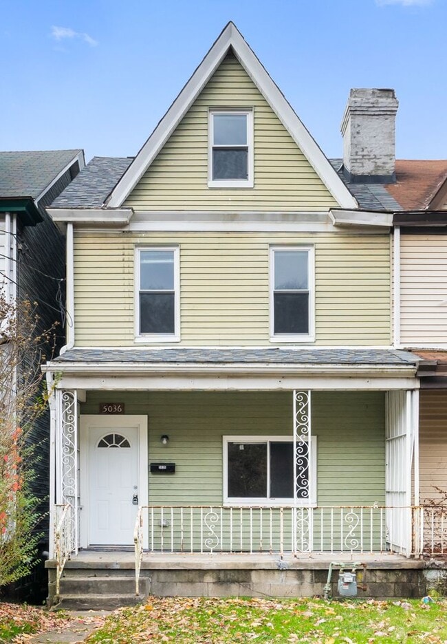 Building Photo - Renovated 3 Bed, 1 Bath Home in Hazelwood - Central AC, Convenient Location - Available Now!