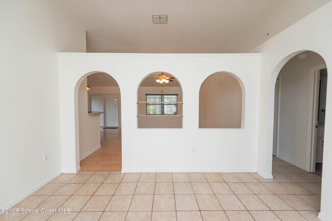 Building Photo - 6121 Corning Rd