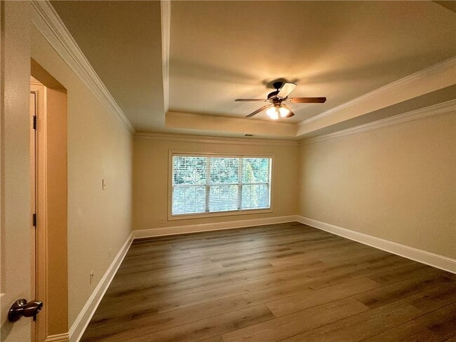 Building Photo - 5132 Meridian Ln