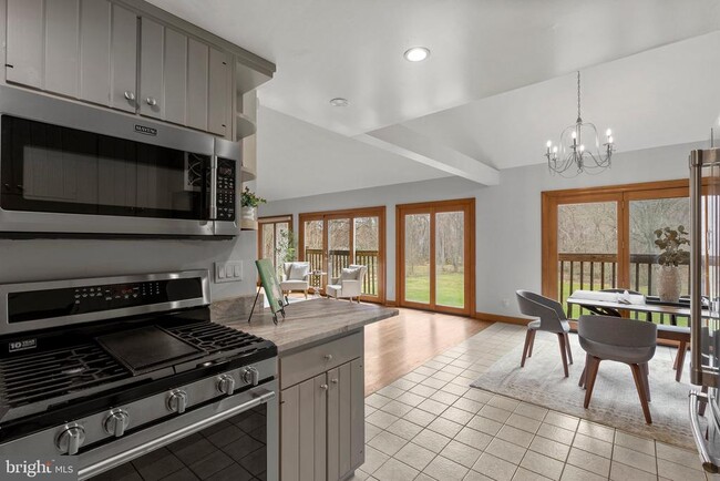 Building Photo - 5808 Riggs Rd