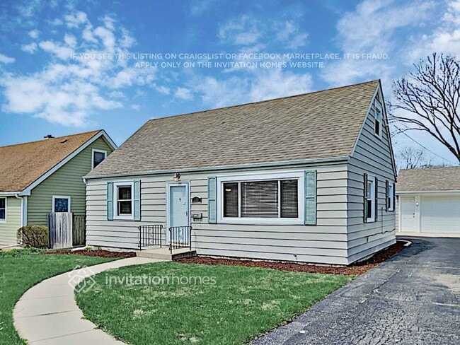 Building Photo - 336 W Brookfield St