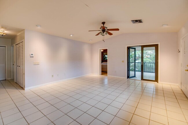 Building Photo - 29850 Journeys End Rd