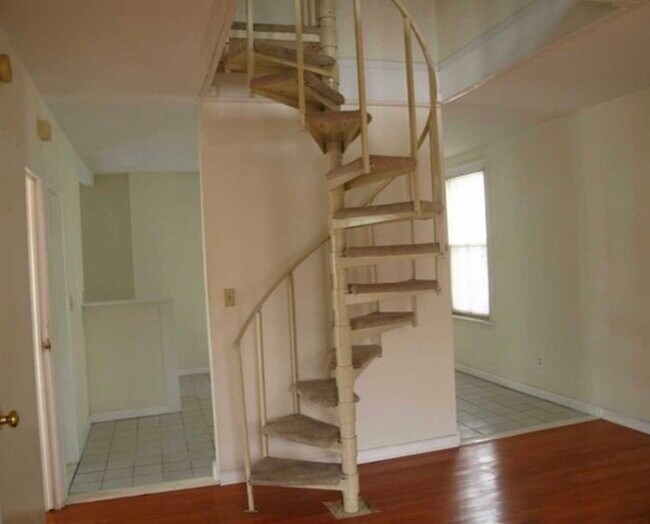 Building Photo - 51 S Clinton St