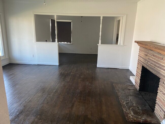 Living room - 4132 Arden Dr N