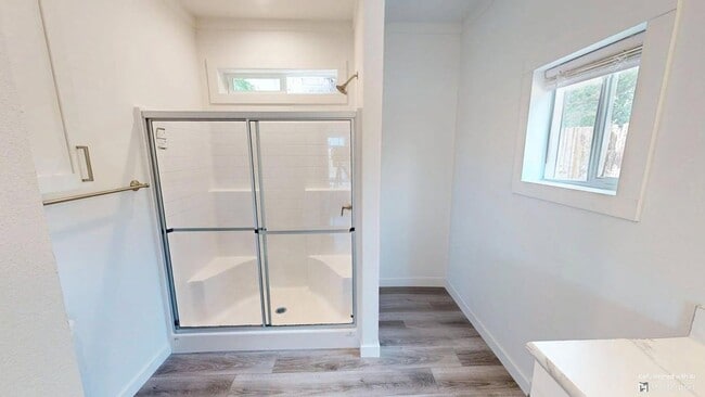 Building Photo - Clean new home in great location. close to downtown, parks, restaurants, shopping