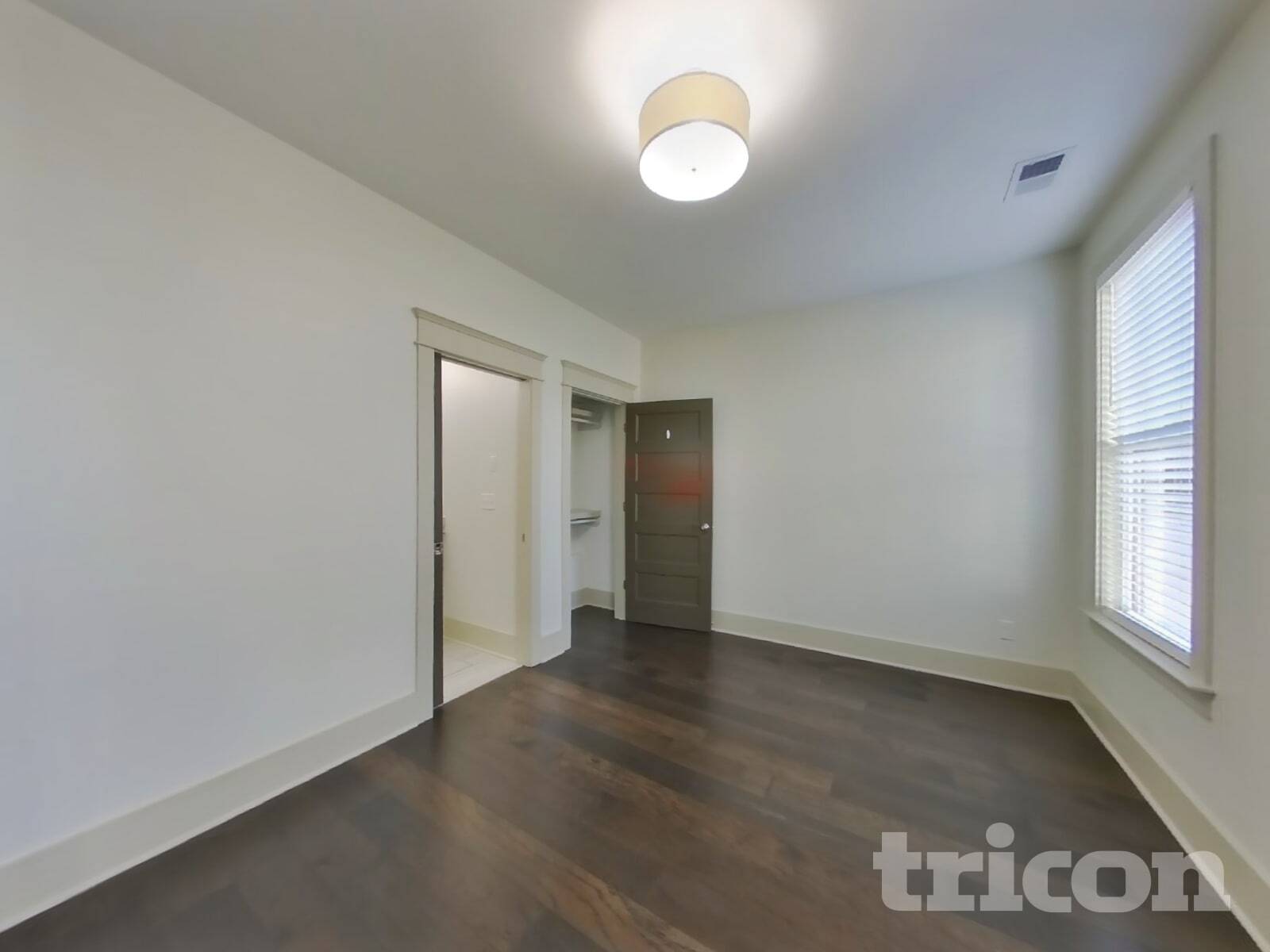 Building Photo - 1224 Hillwood Private Cove