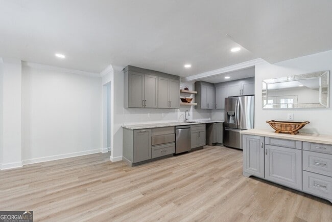 Building Photo - 459 Atlanta Country Club Dr