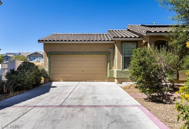 Building Photo - 2520 Bottle Palm Ct