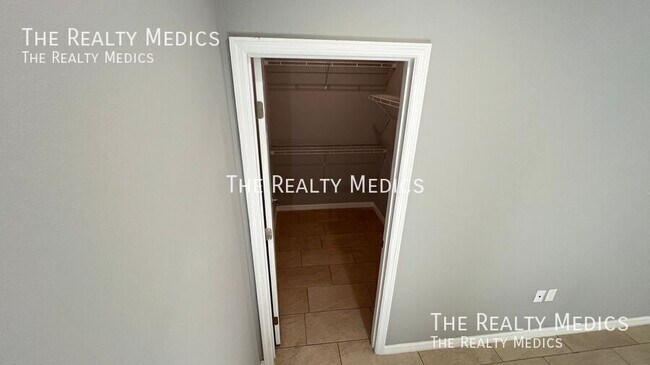 Building Photo - 1342 Defender St NW