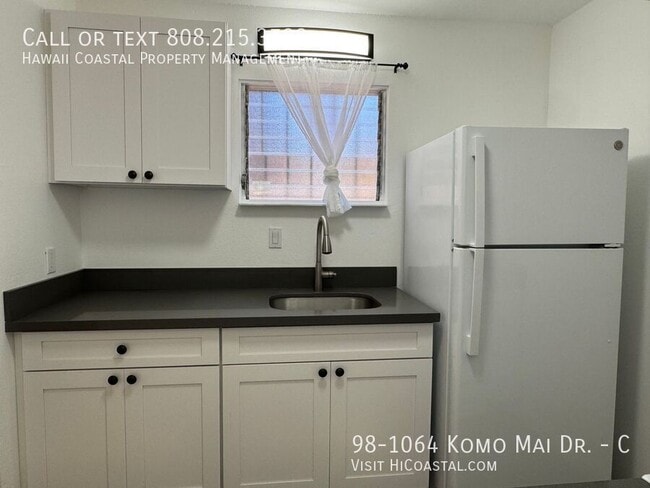 Building Photo - 98-1064 Komo Mai Dr.-C