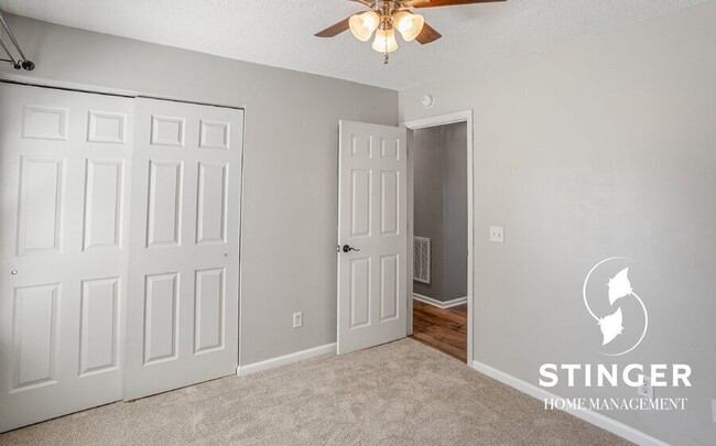 Building Photo - 4 Grackle Ln