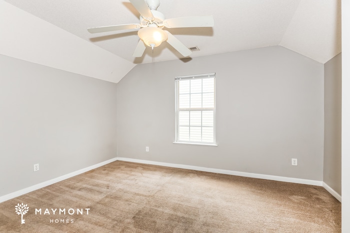 Building Photo - 313 Denman Loop