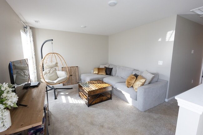 Building Photo - 3174 White Ash St