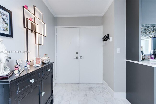 Building Photo - 1200 S Ocean Blvd