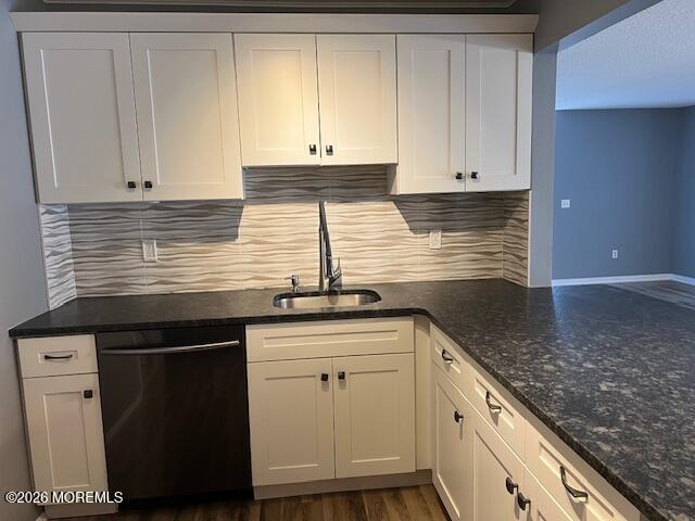 Building Photo - 9 Des Moines Ct