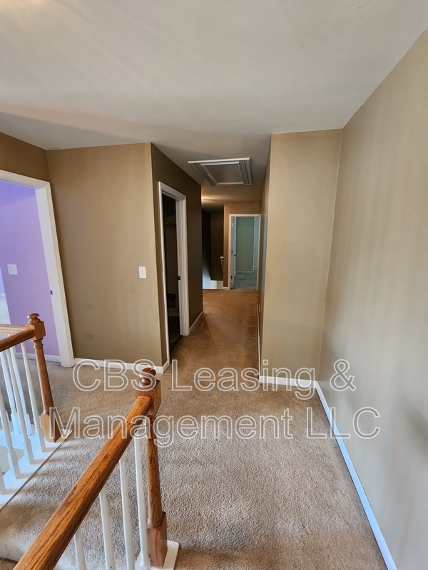 Building Photo - 25 Avery Dr