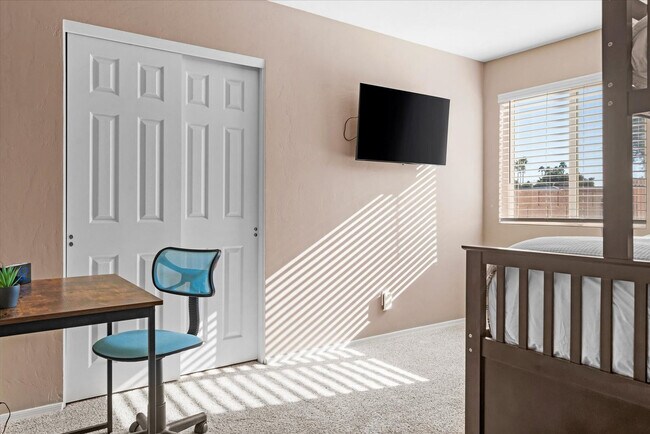 Building Photo - 14836 N Moon Valley Dr