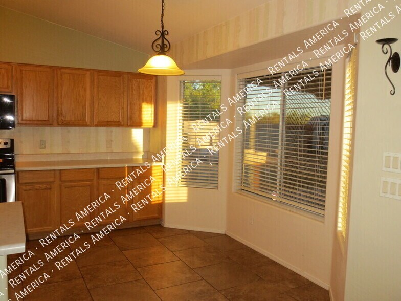 Building Photo - 10831 E Contessa St