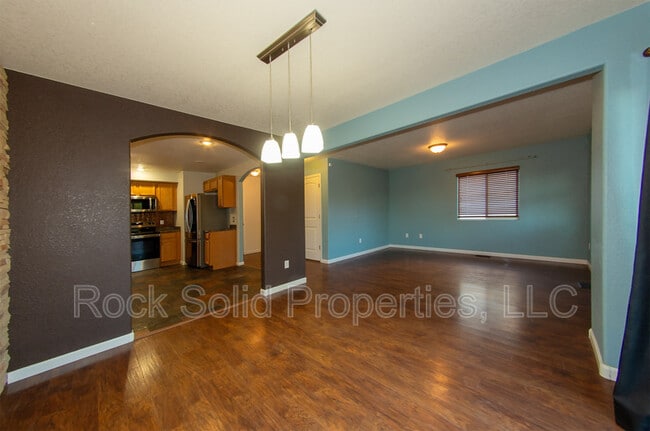 Building Photo - 6963 Countryside Ave